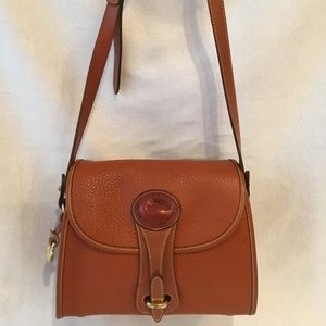 Dooney and Bourke Vintage 90's Med Brown Essex Bag